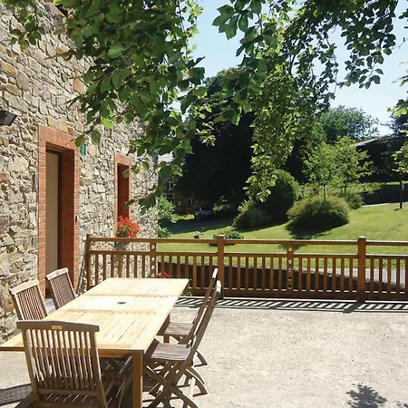 Апартаменты C