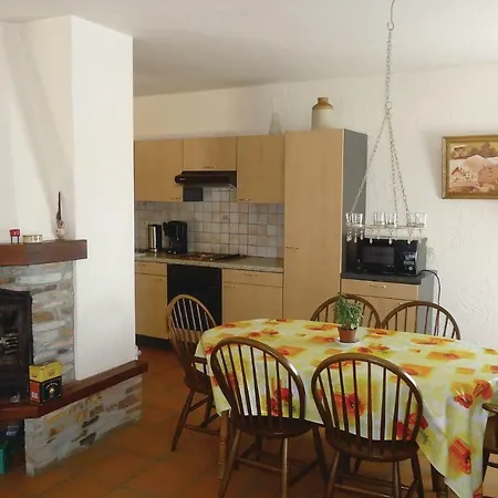 C Апартаменты *